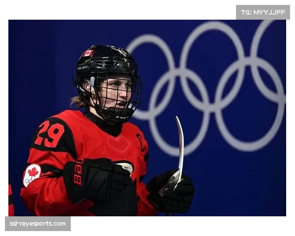 球员子女继承父业 冰球世家传统延续 球员子女继承父业 冰球世家传统延续